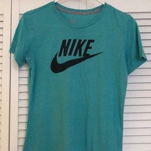 Nike tee shirt